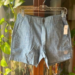 NWT GAP 5” short